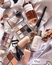 It was only when his mother's friend bought him a special effects makeup box that he developed an interest in makeup. 30 Bridal Makeup Kit Essentials That Are Must Haves For Indian Brides