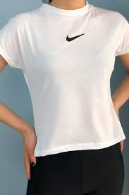 Baskili Tshirt Beyaz In 2020 Fashion Sweatshirts Sweaters