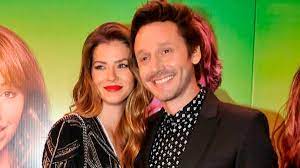 En este día del padre, la china le dedicó un emotivo saludo a su padre, guillermo, quien falleció en octubre de 2012 y también a benjamín vicuña, lo hijo con tiernas imágenes y dedicatorias. Spydaapo5sl Xm