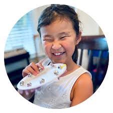 Barbara Manuel's Instagram, Twitter & Facebook