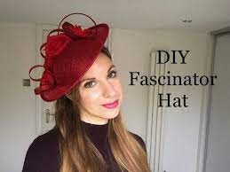 The Fascinator Aka Cocktail Hat Comes In All Shapes Sizes Colors And With All Manner Of Flair An Headpiece Diy How To Make A Fascinator Fascinator Hats Diy