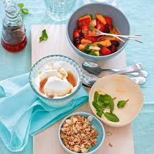 Obstsalat Mit Joghurt Und Haferflocken Crunch Rezept Rezept Obstsalat Mit Joghurt Obstsalat Rezepte