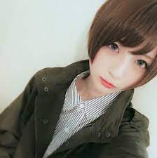 ボーイッシュメイク こばしり さんのメイク方法 やり方 makey メイキー ショートのヘアスタイル 男装メイク 美髪