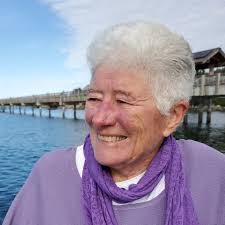 Linda Morrow's Instagram, Twitter & Facebook