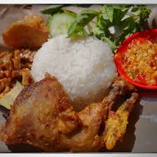 189 resep ayam goreng lalap ala rumahan yang mudah dan enak dari komunitas memasak terbesar dunia! Ayam Penyet Sambal Lalap Bandung Sambal Lalap Bandung Facebook