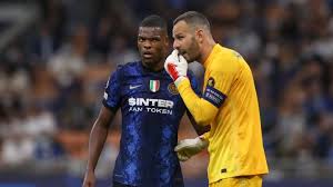 Edin dzeko (34'), arturo vidal (58'), stefan de vrij (67 . Inter Vs Sheriff Tiraspol Match Fixtures Squad Info And Tv Broadcasts Champions League 2021 22 Ruetir
