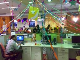 Awesome Modern Style Office Cubicle Decoration Design Ideas With Unique Christmas Interi Cubicle Birthday Decorations Cubicle Decor Cheap Halloween Decorations