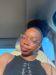 If this sim doesn't go to bed and stay in bed right NOW 🤬😮‍💨🥲