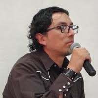 Moisés D . Carazo Moreno