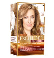 Quelle coloration cheveux blancs ~ coloration pour cheveux blancs cheveux blancs que faire en cas de cheveux blancs pour éviter cet effet utilisez des produits adaptés aux cheveux blancs ils vous aideront à garder de jolis reflets argentés ou gris certaines femmes ayant opté pour le blanc sont. Coloration Les Conseils De Christophe Robin