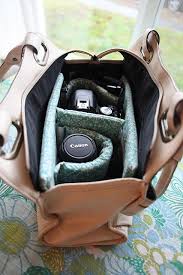 D plus i m pretty sure you can now add seamstress to the c v. Camera Bag In A Purse Love It Camera Bag Insert Diy Camera Bags