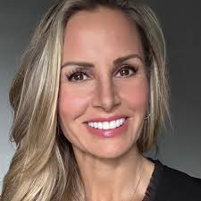 Kimberly Piper's Instagram, Twitter & Facebook