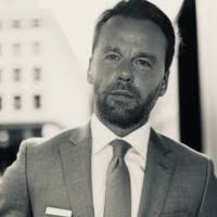 40+ "Steven Storms" profiles