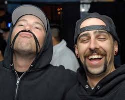 5/21/06 Johnny V's Photo Gallery by Murray Bowles at pbase.com