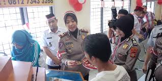 Dari pada penasaran, makanya kali ini jaka bakal mengulas bagaimana cara wifi gratis tanpa password di hp android yang bisa kamu. Wuiih Warga Yang Bayar Pajak Kendaraan Di Samsat Ogan Ilir Dapat Cokelat Gratis Ternyata Sumsel Update