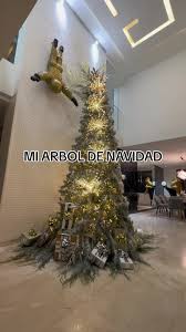 Cómo armé mi árbol de Navidad de 4 metros