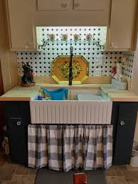 Vintage sellers hoosier cabinet with flour sifter. Farm House Kitchen Out With The 70 S Back To The 20 S Hoosier Cabinet By Mcdougall Circa 1920 Maple Drop Leaf Table Collectors Weekly