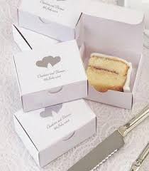 Prodotti nuovarredo con contatti settimanali che possono essere trovati nel catalogo. 100 Pcs Personalized Wedding Favors Large Emblem Cake Favor Boxes 4 X 4 X 2 In 2021 Wedding Cakes Wedding Wishes Wedding Favours