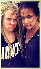 Hannah Betts And Meredith Richardson Duke It Out In ROUND ONE!