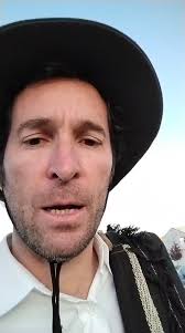 El Historiador Jorge Frogoni Laclau a esta hora del viernes, nos cuenta  sobre la 𝐭𝐫𝐚𝐯𝐞𝐬𝐢́𝐚 𝐪𝐮𝐞 𝐫𝐞𝐜𝐫𝐞𝐚 el 𝐜𝐫𝐮𝐜𝐞 𝐝𝐞 𝐥𝐨𝐬  𝟑𝟑 O𝐫𝐢𝐞𝐧𝐭𝐚𝐥𝐞𝐬, La Comisión de Homenaje a los Libertadores de  1825, grupo que está ...