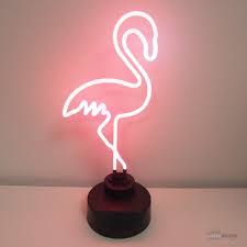 lampe neon flamant rose achat neon cadeau maestro beautiful lamp neon lamp cool lamps
