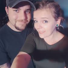 anyone specialize in tattoo coverups? I need a small ugly one