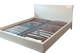 Shabby chic bett für die längste zeit habe ich mit französischen provinziellen und shabby chic stil möbel besessen. Bett Doppelbett 200x200 Landhausstil Vollholz Weiss Shabby Chic Fichte Bettgestell Bauernmobel Der Landhausmoebel Spezialist