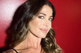 El video de Pamela David con una bikini negra y al natural se robó todas  las miradas y “likes” de Instagram