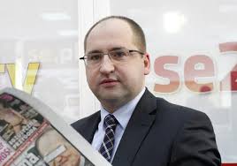 Adam jerzy bielan (ˈadam ˈjɛʐɨ ˈbjɛlan, born on 12 september 1974 in gdańsk, poland) is a polish politician, member of the european parliament for lesser poland and świętokrzyskie. Bielan To Zona Zdecyduje Czy Skorzystamy Z 500 Plus Super Express Wiadomosci Polityka Sport