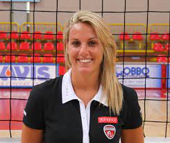She was part of the italy women's national volleyball team. Eaptvezpcwggum