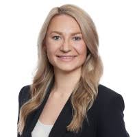 Christie Patton's Instagram, Twitter & Facebook