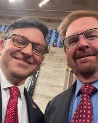 Watch the latest #DistrictDialogue where I talk about my mission to fix how  Washington works.