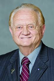 McMenis seeks Court of Appeals judgeship