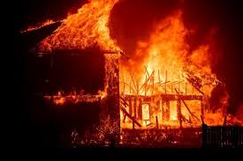 Unstable Extremely Harmful Pictures Of Raging Flames As California Wildfires Burn California Wildfires Surrealism Photography Image