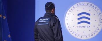 La nouvelle agence pourra également acquérir son propre matériel, alors que frontex devait systématiquement adresser des. Les Garde Frontieres Europeens Ont Leur Premier Uniforme B2 Le Blog De L Europe Geopolitique