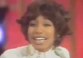 Jessica Cleaves's Instagram, Twitter & Facebook