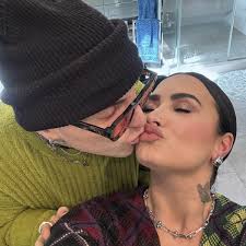 Demi Lovato razkrila, kdaj bo dahnila usodni »da«