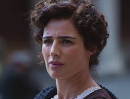 Luisa ranieri was born on december 16, 1973 in naples, campania, italy. Luisa Spagnoli In Un Film La Sua Storia Rai Premium Bit Culturali