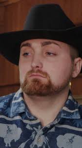 Lindsey has HAD IT with Elmer's unsavory addiction 😠 #ForbiddenLove