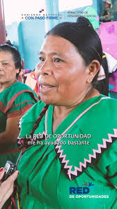 Isidora Carrera, beneficiaria de la Red de Oportunidades de la Comarca  Ngäbe-Buglé, es la protagonista de una inspiradora historia de éxito.  Gracias a su emprendimiento y esfuerzo, su hija Yaneth Ortega pudo