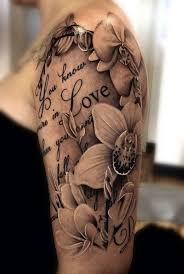 Schwarzweisses Liebestattoo Mit Wunderschonen Orchideen Am Arm Fur Damen Tattoos Ink Tattoos Girly Tattoos Sleeve Tattoos