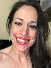 I have taken over the Granbury Singles group. This town desperately needs a  group for singles to share events and meet up. Please join us and make some  new friends! https://www.facebook.com/groups/324216991093480/