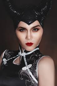 Well well well Photographed by Bruce Chew Model l Allison Chen 陈予晴Instagram  : https://www.instagram.com/theallisonchen/