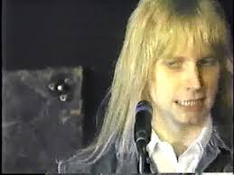 2009-10-29 21-00 Copy of illusion -1