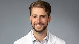 Darin Dell's Instagram, Twitter & Facebook