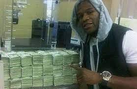 The boxer has lost a tremendous amount of weight and is eager to fight again. Floyd Mayweather Continua Incrementando Su Fortuna Diario Democracia