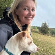 Hi Does anybody know of any experienced dog walkers who take a group of  dogs to secure fields for a run around? My dog isnt great at lead walking  so feel this