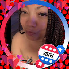 Evelyn Beamon's Instagram, Twitter & Facebook