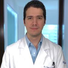 Dr. Irving Carral (CDI Oftalmólogo Retinólogo)