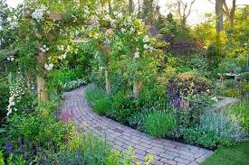 95 Beautiful Modern English Country Garden Design Ideas Country Garden Design Cottage Garden Design Rose Garden Design